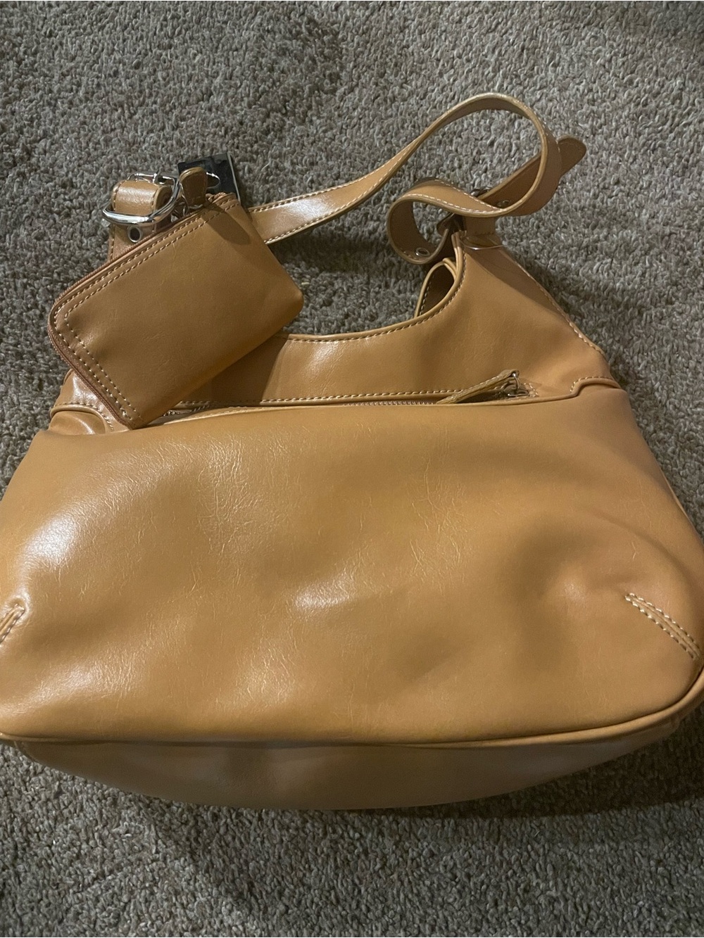 Classic Tan Shoulder Bag with Zip Pocket